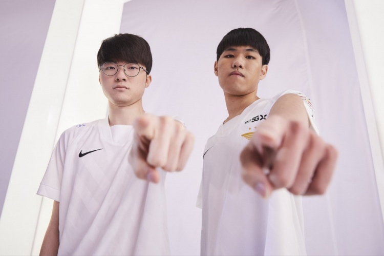 还昭示他们 还昭示他们