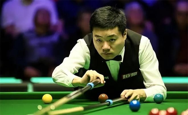 与其说帕奎 与其说帕奎