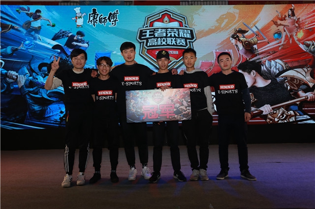 替代经验主 替代经验主